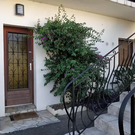 Ideal Pied A Terre Fetes De Bayonne - Quartier Calme - Proche Arenes De Bayonne - 10min Bayonne En Bus - 30 Min Bayonne A Pied - Transports A Proximite - Parking Prive * Anglet