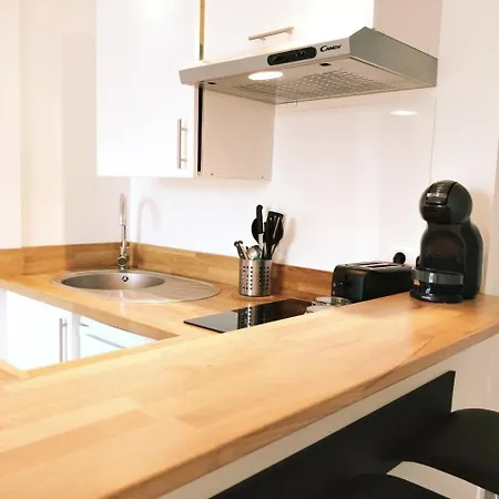 Ideal Pied A Terre Fetes De Bayonne - Quartier Calme - Proche Arenes De Bayonne - 10min Bayonne En Bus - 30 Min Bayonne A Pied - Transports A Proximite - Parking Prive Apartment